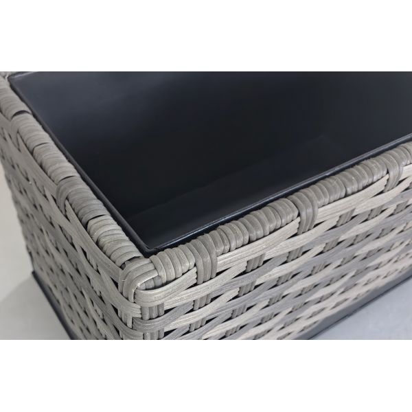 Latest Popular Garden Planter Metal Frame Weather Resistance PE Rattan Flowerpot Plant Pot