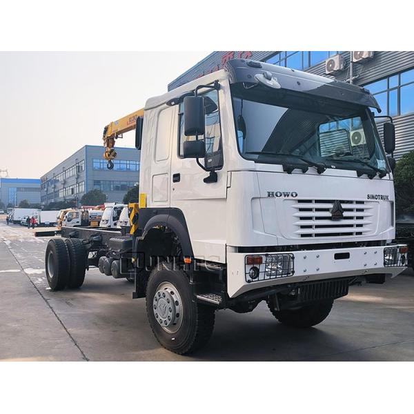 Тяжелый грузовик HOWO Дизельный грузовик 4х4 6 колесный шасси с краном высокого качества