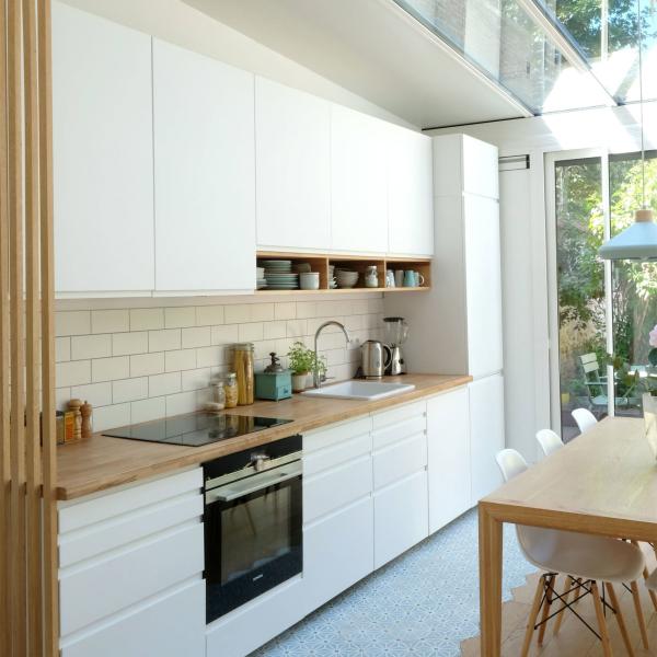 Waterproof Interior White Lacquer Kitchen Cabinet Handless For Apartment