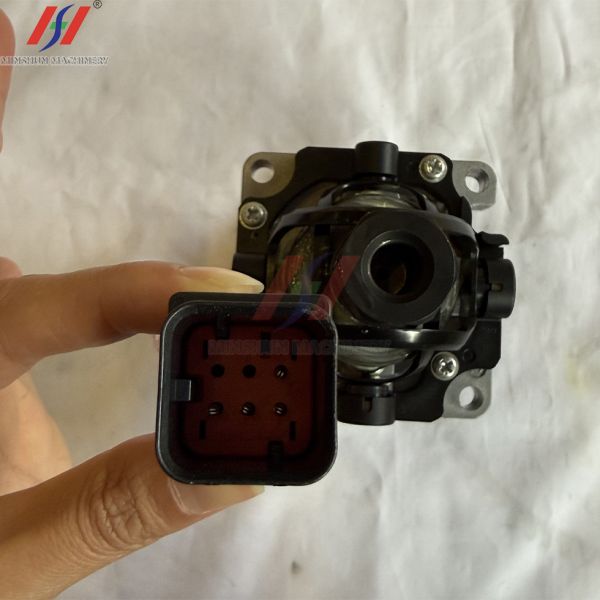 Joystick Pilot Control Valve 487-8455 For  320D, E320GC, And 340 Excavators