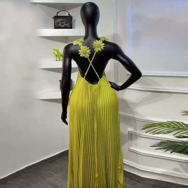 Elegant Petal Hem Maxi Dress - Stylish Long Dress with Unique Floral Detail