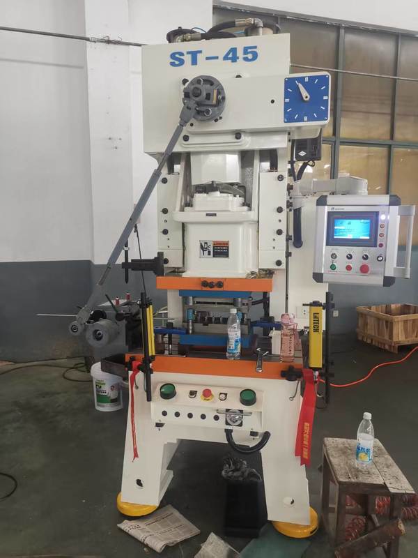45ton High Precision C Frame Punch Press with Hydraulic Overload Protection for Metal Stamping