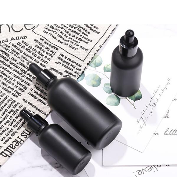 пустая капельница черноты бутылки капельницы бутылок эфирного масла стеклянная алюминиевая