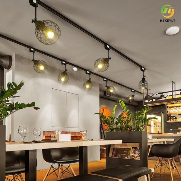 A trilha retro comercial conduziu projetores para a loja do restaurante da loja de roupa