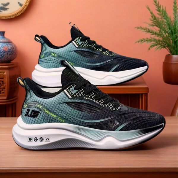 Men's Breathable Mesh Walking Shoes with Anti Slip Outsole and PVC Injection Sole for Casual Wear
