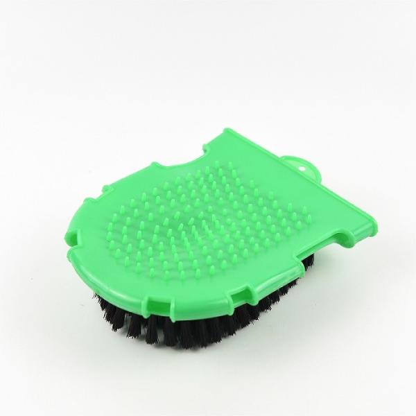 18*13 cm Horse Grooming Brushes , PVC Plastic Horse Hair Brush Special Designed