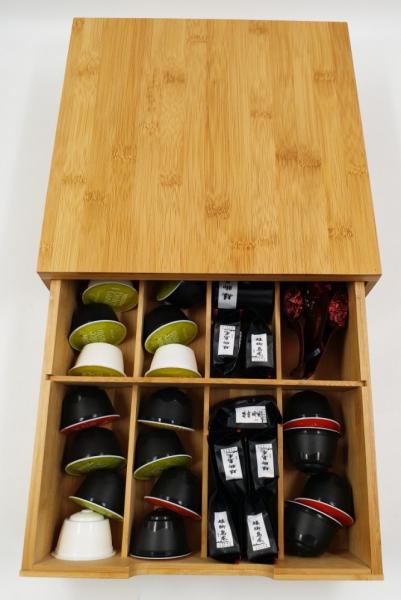 Eco Friendly Bamboo Storage Box Wooden Coffee Box 30x30x10cm Delicate Appearance