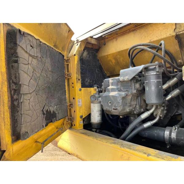 Максимальный радиус копания 9940 мм Комацу 240 Подержанный экскаватор 123кВ мощность