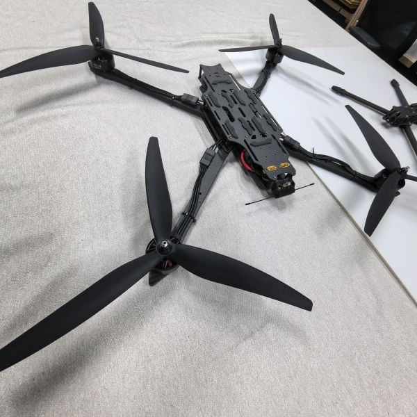 FPV Drone 15 Inch FPV Drone with 7kg Payload, 5.8G 3W VTX, Stack 80A F405 FC 915Mhz/2.4G ELRS GPS Positioning, 20min Flight Time, Long Range  FPV Racing Drone