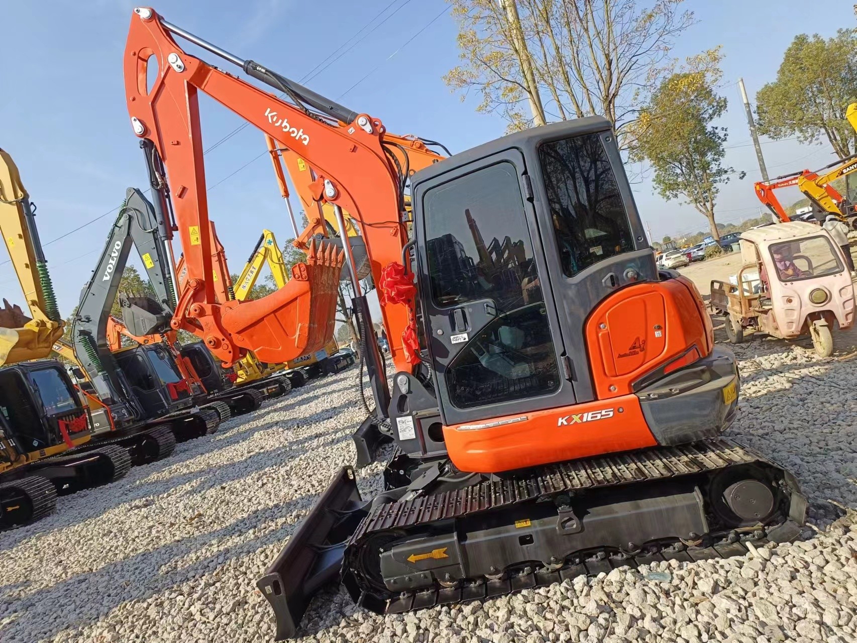 Мощная используемая экскаваторная машина Kubota KX165