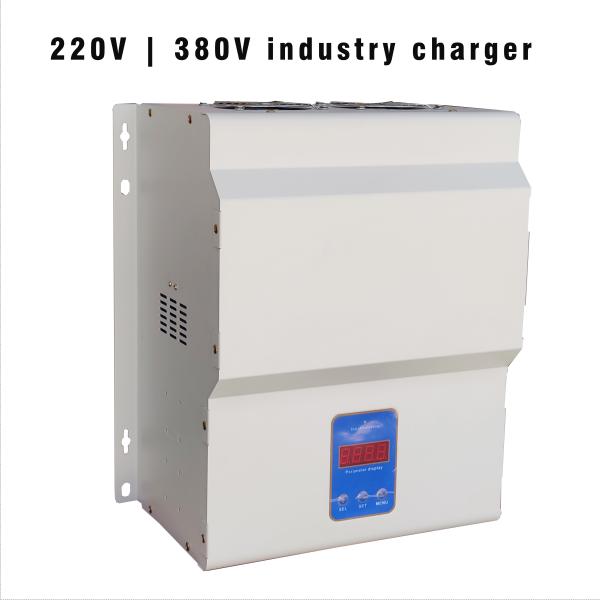 Однофазный трехфазный высокочастотный промышленный зарядное устройство для батарей 6400W 380V 220V для погрузчика