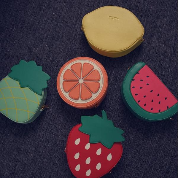 2016 Korean version of the new summer fruit character Funny shoulder bag diagonal package female tide