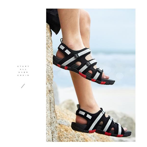 Portable Womens Black Walking Sandals Screen Print Type Slides Style