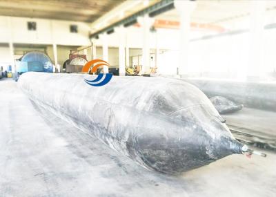 O comprimento molhando do diâmetro dos airbags do navio inflável personaliza para o levantamento do barco