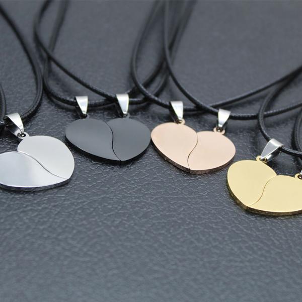 Titanium steel heart-shaped couple necklace pair stainless steel half-heart splicing hanging tag wholesale engraved logo