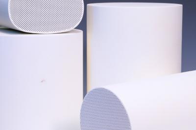 Favo de mel do filtro do Cordierite DPF cerâmico para o conversor catalítico diesel
