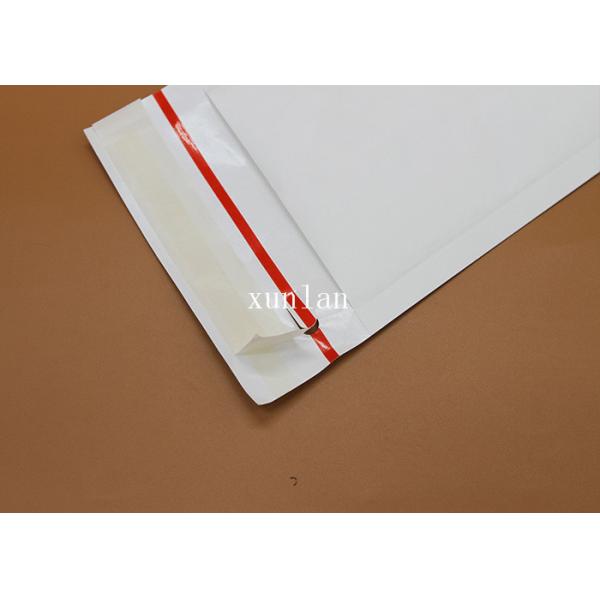 Собственная личность загерметизировала пересылая небольшого курьера проложенных конвертов любой размер с аксессуарами