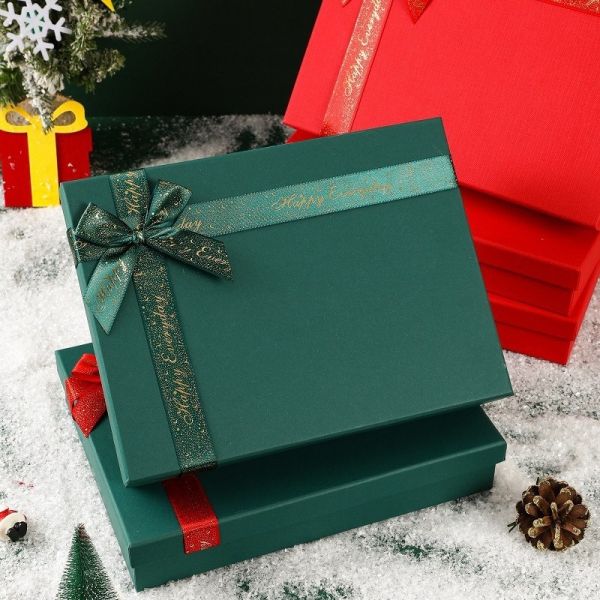 Christmas Gift Box Present Box For Pajamas Scarves Ideal For Christmas Eve Gifts
