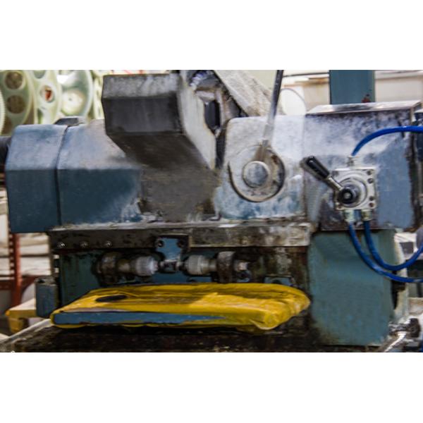 Chengdu Yafei Optical Instrument Factory