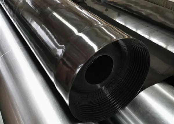 Temperature Resistant HDPE Geomembrane Liners in Length 50m 200m Thickness 0.5mm 1.5mm for Industrial