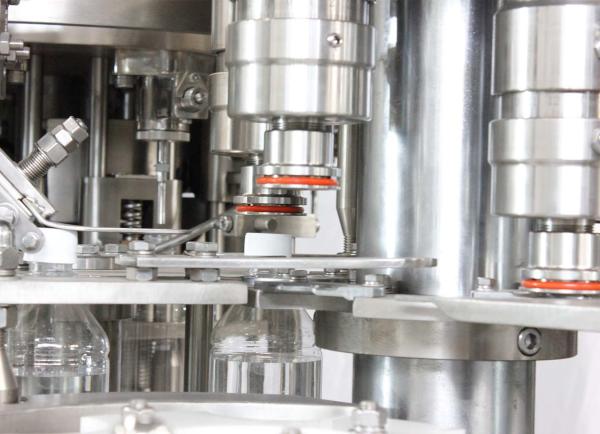 2000BPH Automatic Mineral Water Filling Machine 1800kg automatic water bottling machine