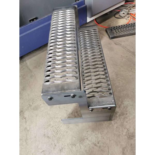 Анти- пефорированный скидом алюминий планки решетки безопасности распорки сжатия 5052 H32