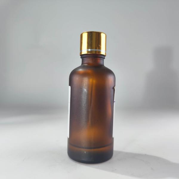 Rosmarinus Officinalis Óleo de folhas de alecrim CAS 8000-25-7 Líquido oleoso amarelo