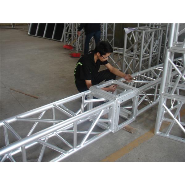 Скрепите болтами установку угла 300x300 mm алюминиевой квадратной ферменной конструкции четырехпроводную быструю