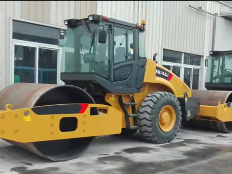 XCMG Популярный Новый Продукт 10 тонн Одно барабанное дорожное роликовое модели YZ10 Цена Популярная