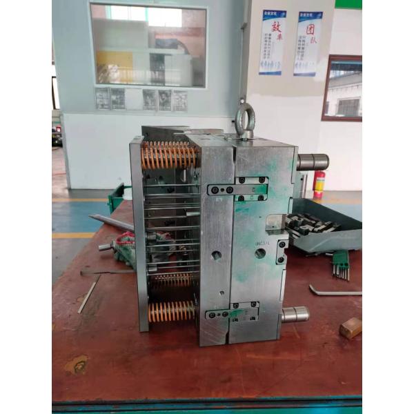 718H NAK80 2316 S136 Plastic Injection Tooling Customize 500000 Times