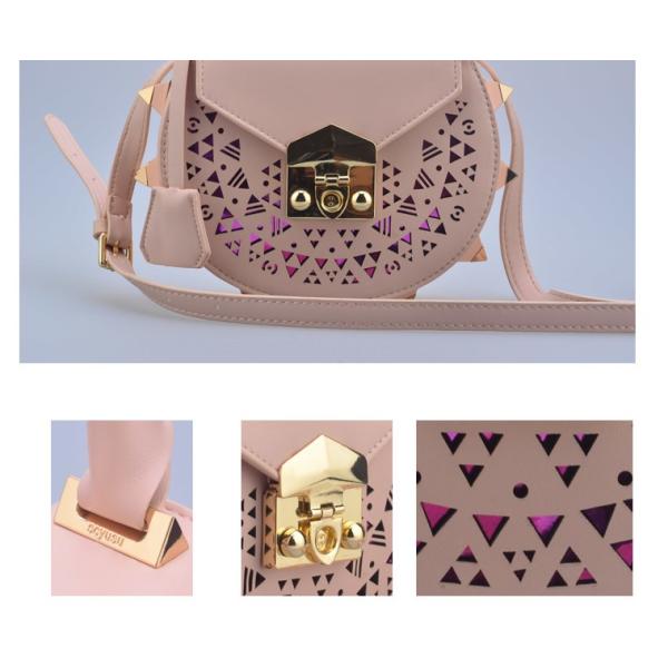 2016 Korean version of the new shoulder bag female fashion rivets hollow pattern portable diagonal package
