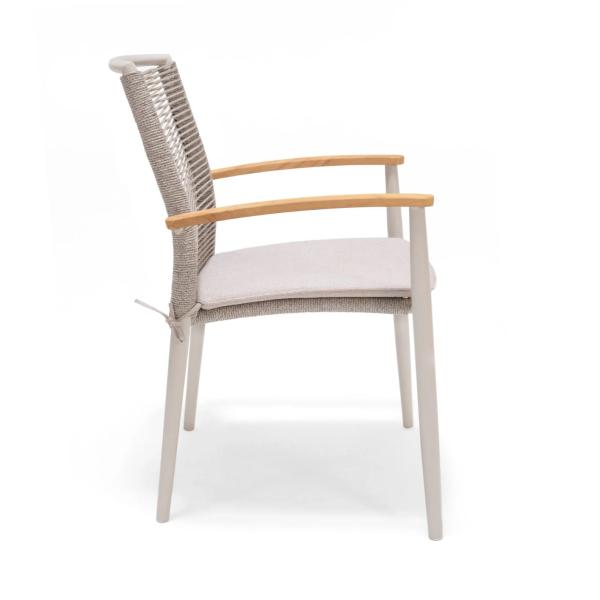 Enjoy Al Fresco Meals with AJUNION Luxury Aluminum Garden Set and Rope Weave Armchair