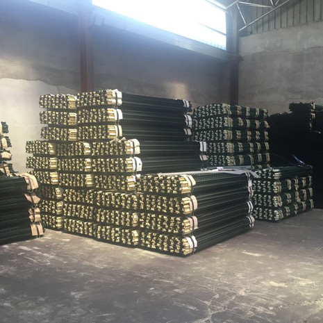 Fermeture en métal peinte en vert T Post 6,5 pieds de fermeture en acier enduite en poudre enduite