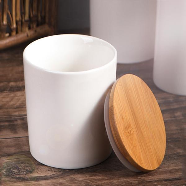 Роскошные керамические сосуды свечи гончарни опорожняют выгравированное Eco дружелюбное