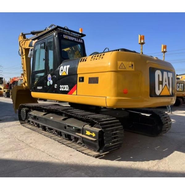 Poids 23 tonnes Caterpillar 323D Excavator Machine de construction utilisée de haute qualité