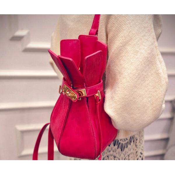 2016 street fashion vase Backpack new female fashion color of spring