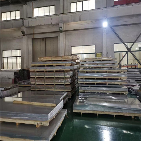 Mirror Finish Aluminum Sheet 1100 0.3mm-5mm Thick Decorative Metal Crafting