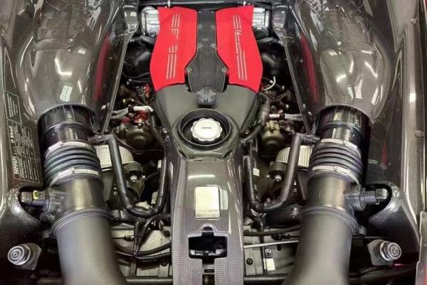 488 Ferrari Body Kit Dry Carbon Fiber Engine Shield OEM Carbon Fiber Oil Cap