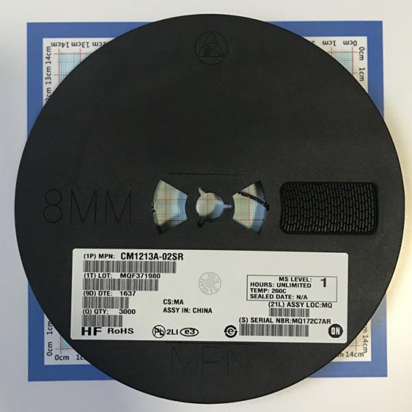 CM1213A-02SR 2A Filtre EMI à double canal 50V Large 100MHz-3GHz Attenuation Faible perte d'insertion Idéal pour la protection des lignes de données à grande vitesse