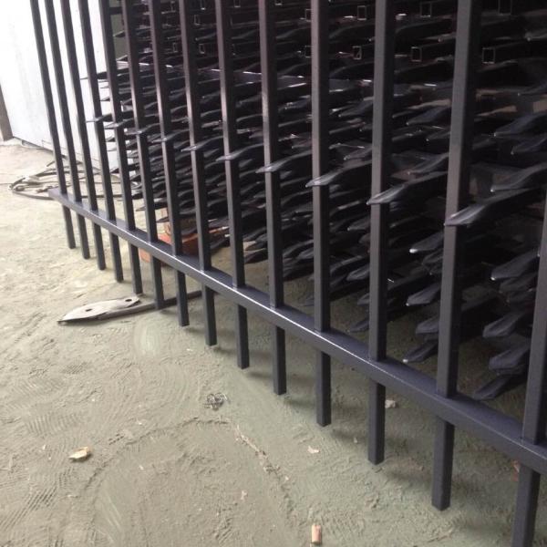 best metal fence