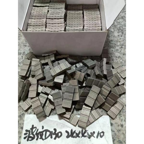 Segmento de coronas de diamante de corte rápido para hormigón armado en el mercado ruso