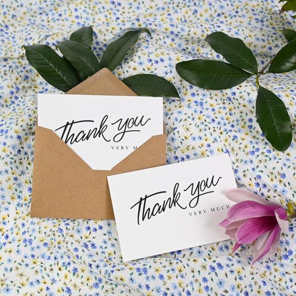Cartões de agradecimento de pequenas empresas com envelopes e adesivos de papel Kraft marrom