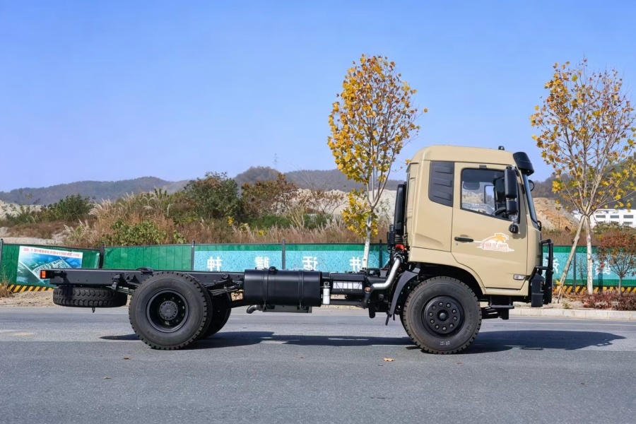 Heavy Duty Flat Cab Truck Chassis with Weichai Power for Overseas Modification
