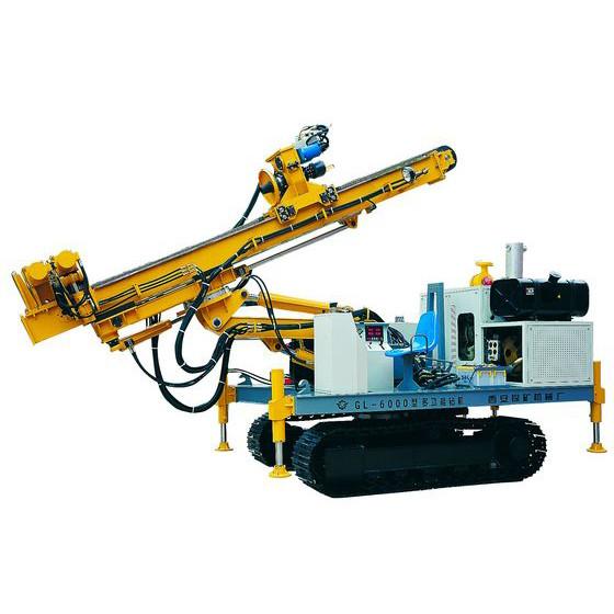 7.9 t 200 m Depth  Multifunctional Engineering Drilling Rig for Emented Carbide Rotary Drilling in Tajikistan