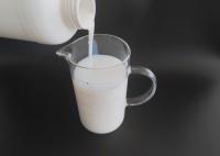 Emulsión acrílica pura inodora, de alto brillo y resistencia a la abrasión