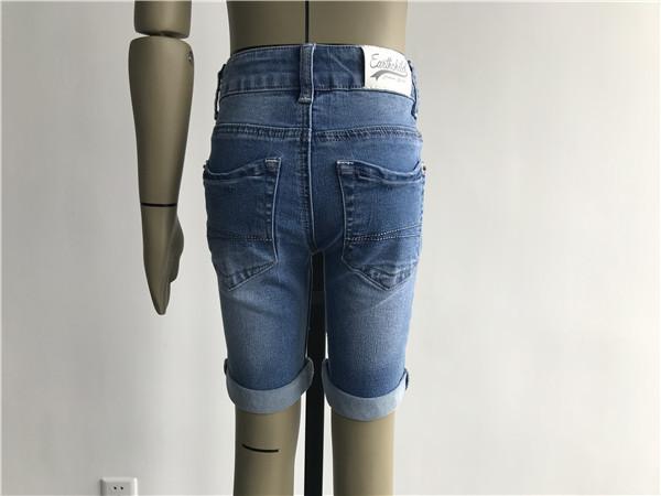 Light Wash Boys Denim Jeans , Stretch Denim Shorts With Patch / Rip TW78601