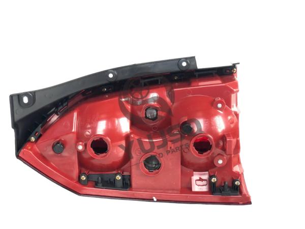 Hyundai Lumière de queue droite 92402-2E010 OEM remplacement