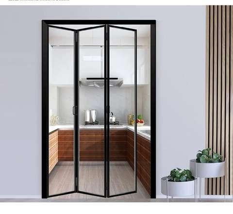 Studio-Grade Folding Window Replicating Traditional North-Facing Illumination for Painting Spaces