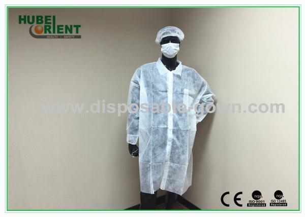 Aprobado por el CE MDR abrigo de laboratorio desechable SMS/Tyvek/MP/PP con cerradura Velcros uso de laboratorio abrigo de laboratorio antibacteriano