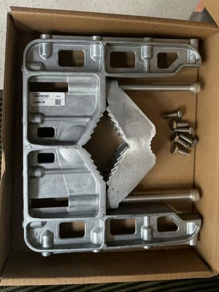 NOKIA FPKA Flexi Pole Mounting Kit For NOKIA RRU Solutions And Networks